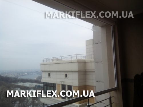 Пленка Crital в zip-маркизе Пленка Crital в zip-маркизе